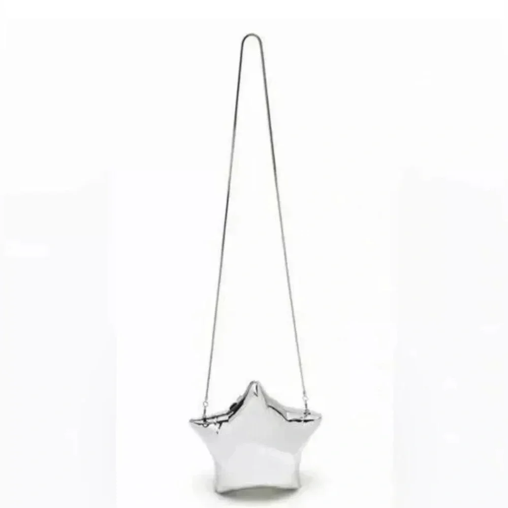 Nwt- Zara ZARA NEW WOMAN STAR SHAPED  MINAUDIÈRE BAG SILVER - Picture 3 of 5